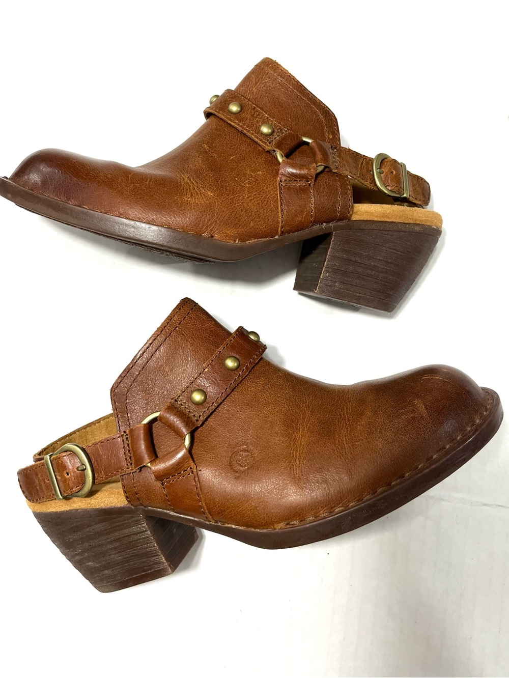 BORN LEATHER SLINGBACK CLOG